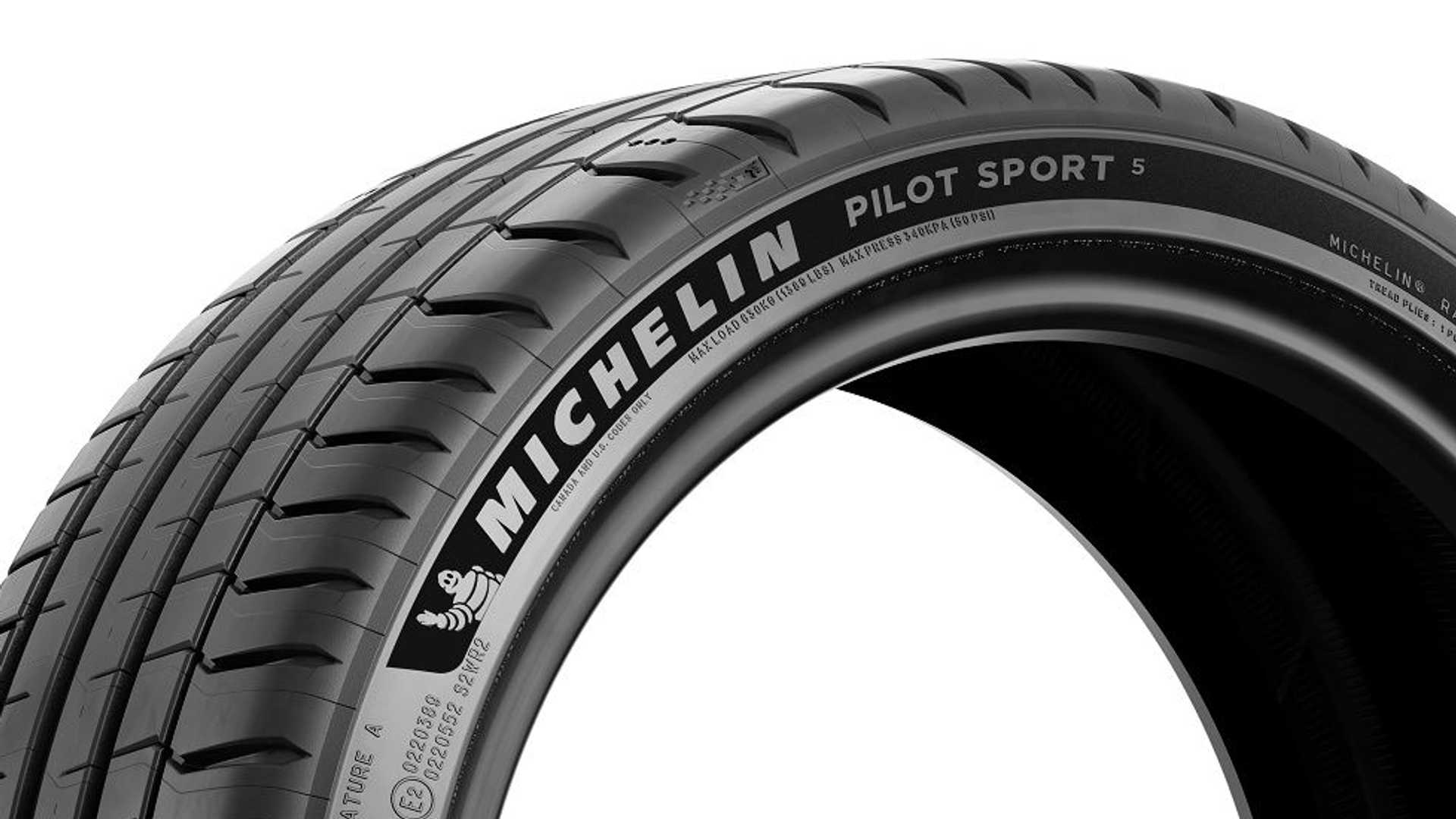 Michelin-Pilot-Sport-5-205-40R17-84Y-(b)
